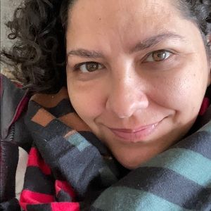 Meet your Posher, Raquel